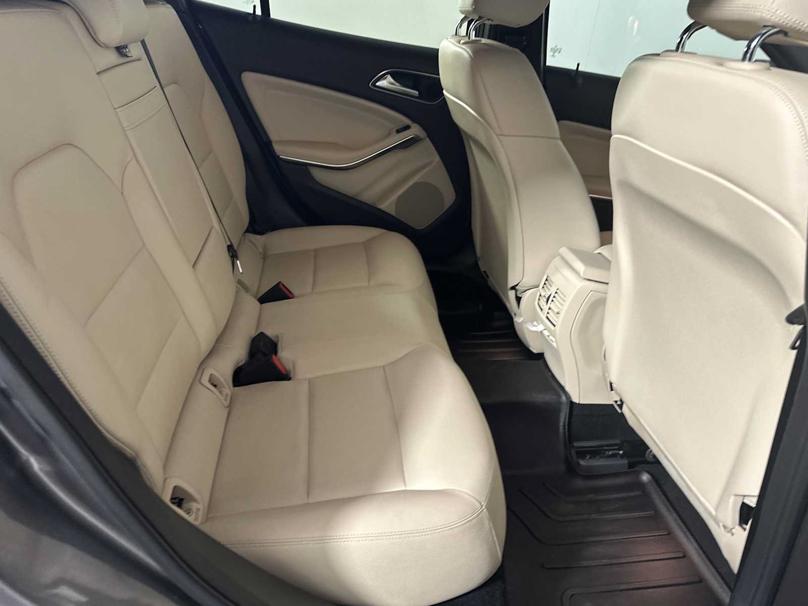 Used 2019 Mercedes-Benz GLA 250 image 22