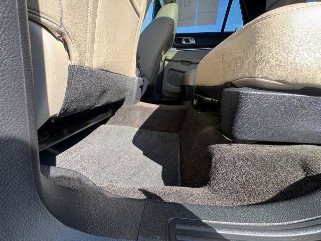 Certified 2018 Ford Explorer Limited w/ Equipment Group 301A FWD image 31
