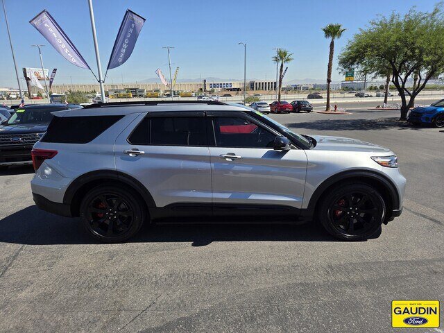 Certified 2022 Ford Explorer ST w/ ST Street Pack RWD image 8
