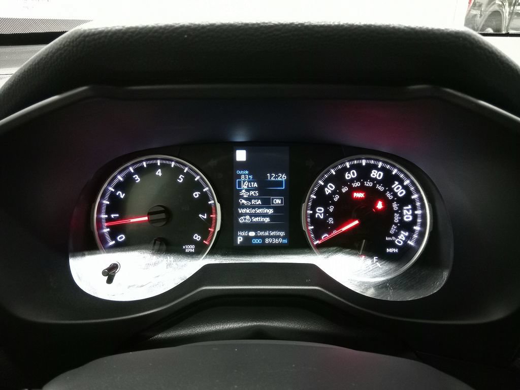 Used 2022 Toyota RAV4 LE FWD image 18