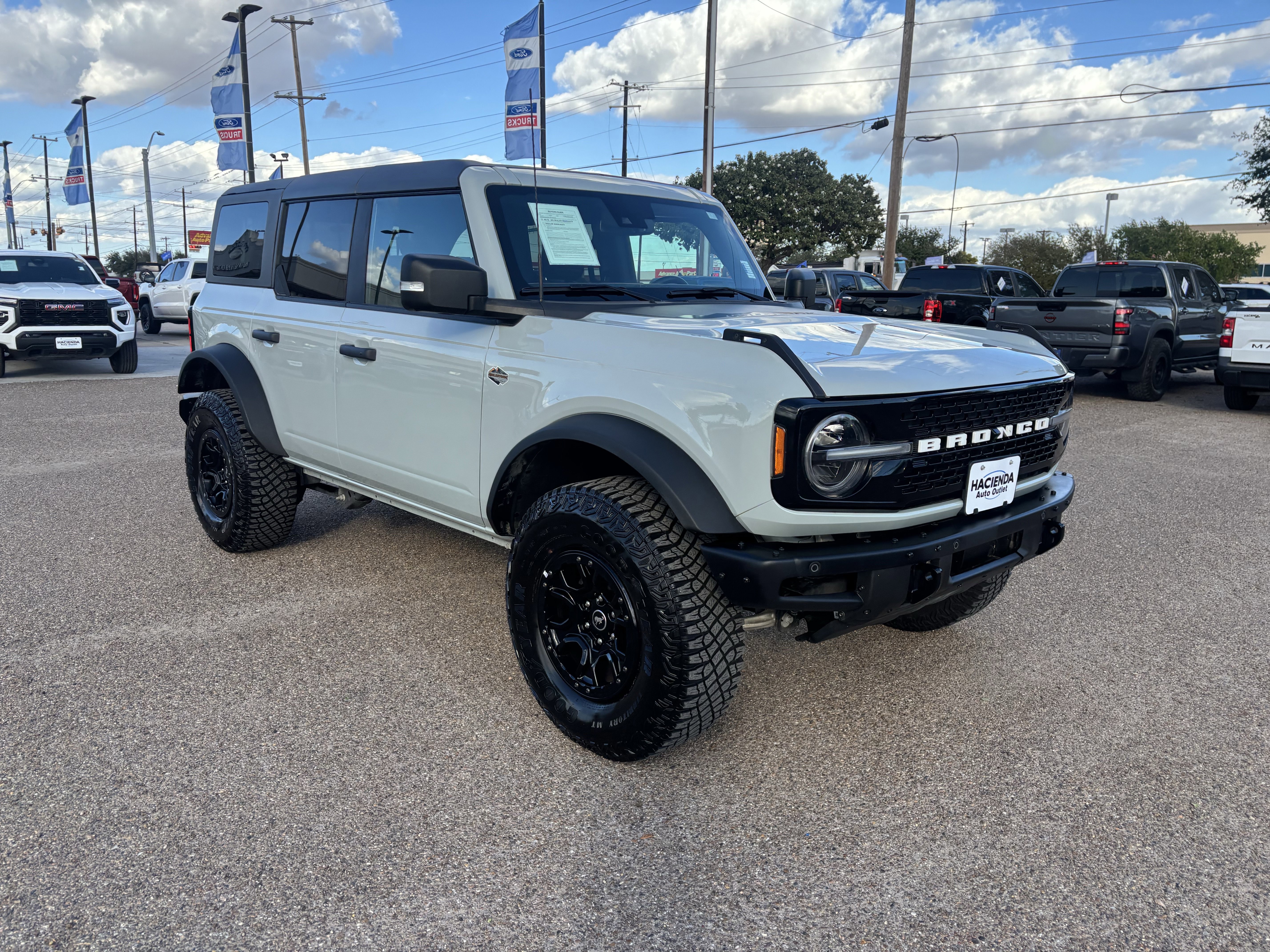 Certified 2024 Ford Bronco Wildtrak image 6