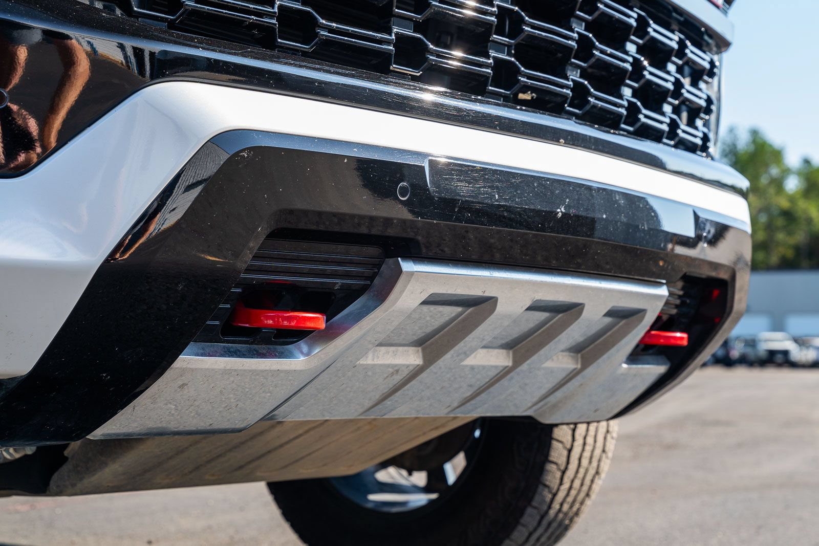 Used 2024 Chevrolet Tahoe Z71 AWD/4WD image 11