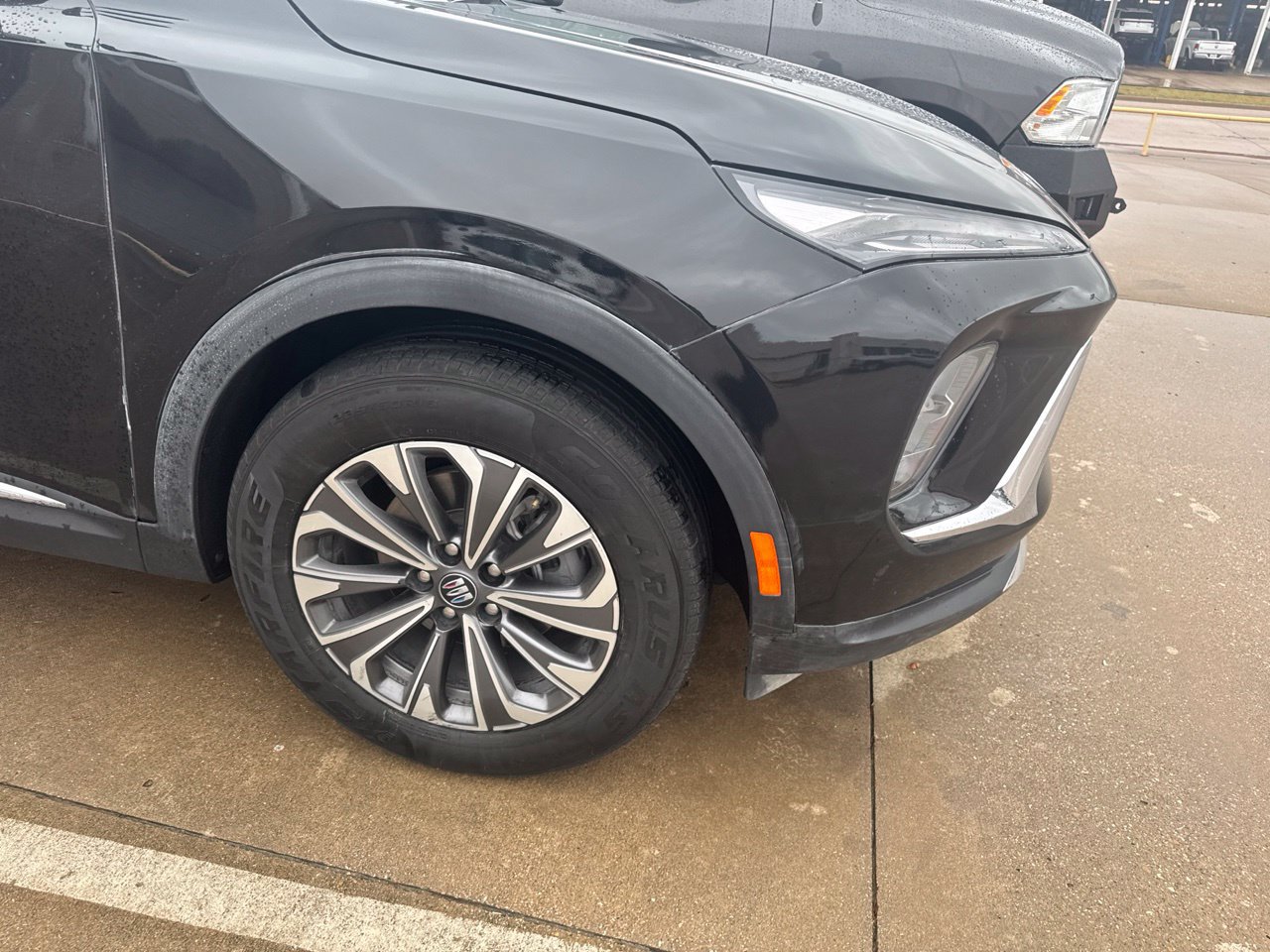 Used 2024 Buick Envision Preferred AWD/4WD image 5