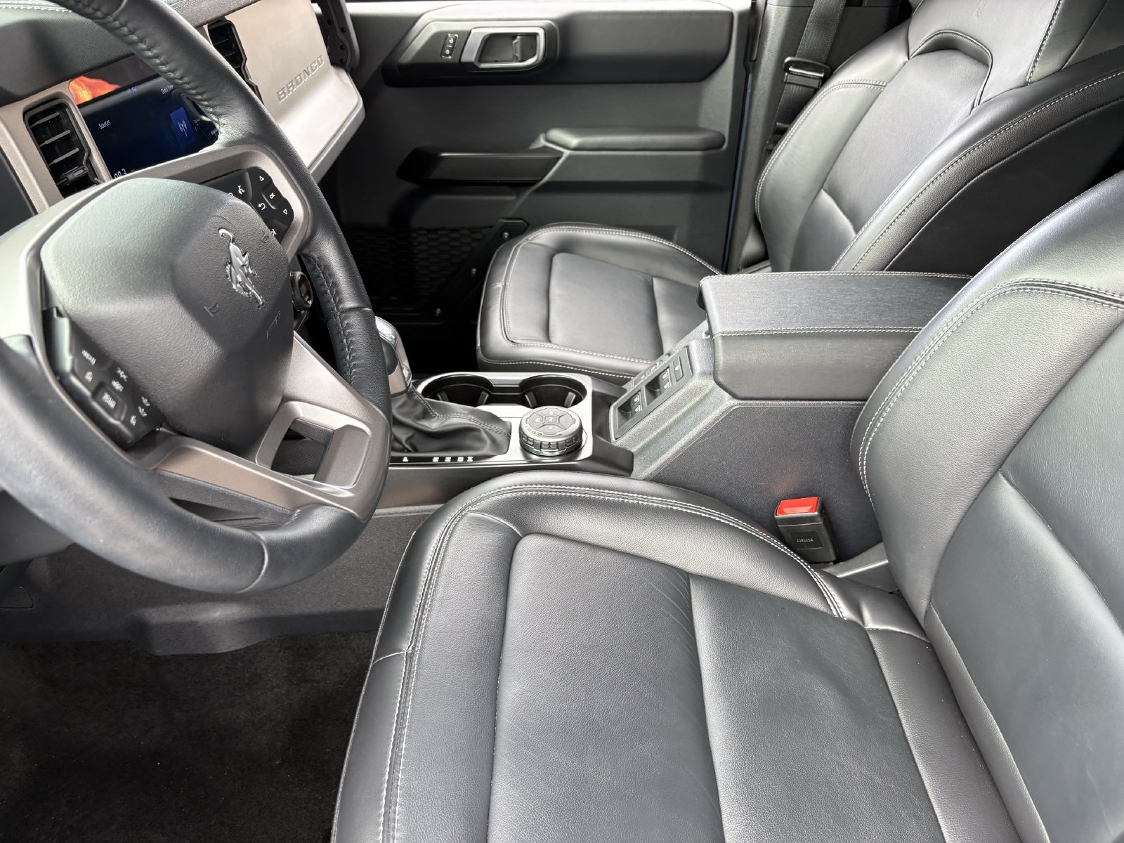 Certified 2025 Ford Bronco Outer Banks AWD/4WD image 22