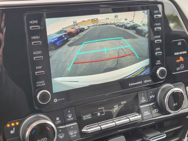Used 2022 Toyota Highlander XLE image 20