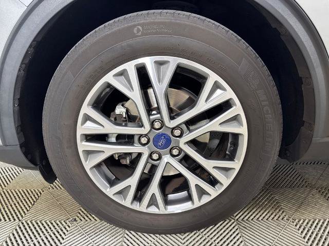 Certified 2022 Ford Escape SEL FWD image 11