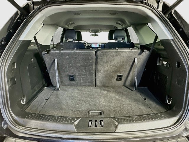 Certified 2023 Ford Explorer XLT w/ Equipment Group 202A AWD/4WD image 30