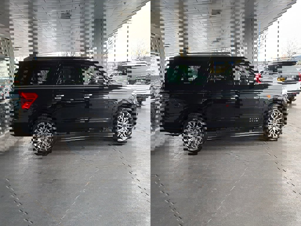 Certified 2023 Ford Expedition Max Platinum image 2