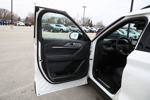 Certified 2025 Ford Explorer ST-Line image 20