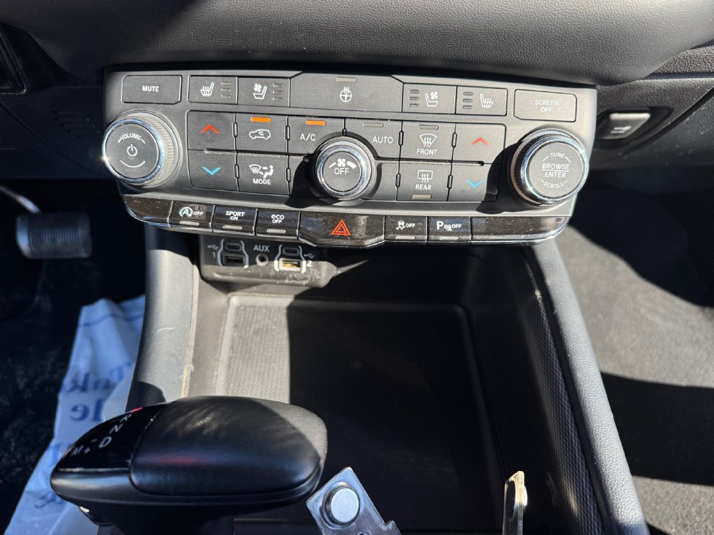 Used 2024 Dodge Durango GT AWD/4WD image 18
