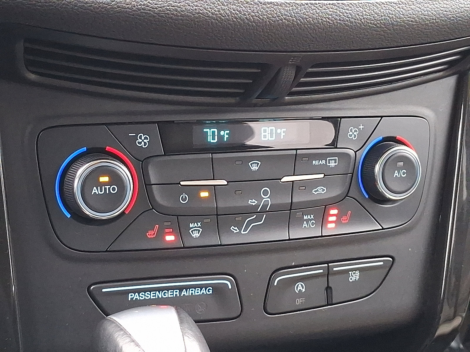 Certified 2017 Ford Escape Titanium image 15