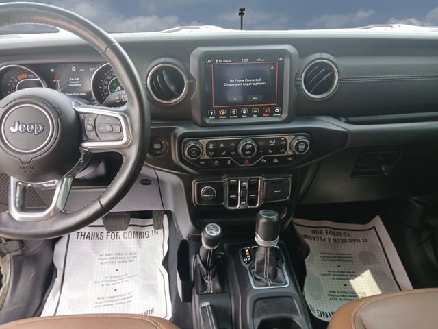 Used 2022 Jeep Gladiator Overland w/ Popular Equipment Package AWD/4WD image 11