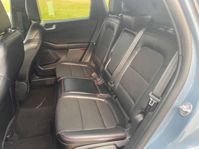 Certified 2025 Ford Escape ST-Line Select AWD/4WD image 20