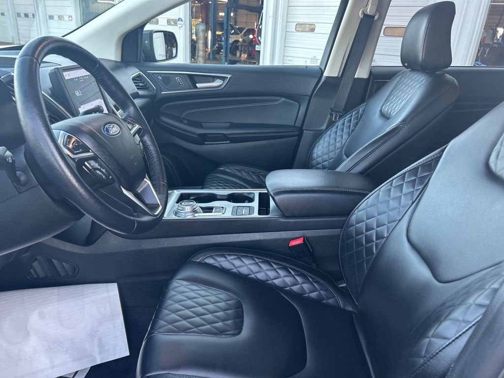 Certified 2023 Ford Edge Titanium image 23