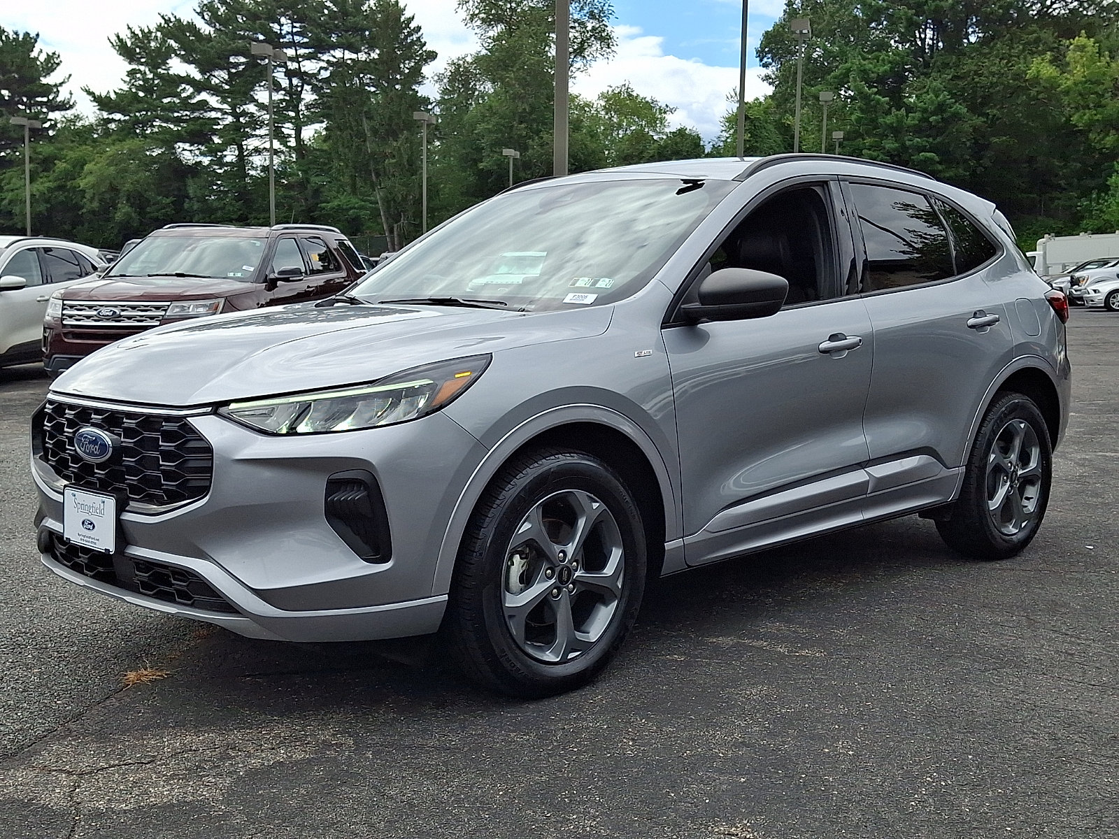 Certified 2024 Ford Escape ST-Line AWD/4WD image 3