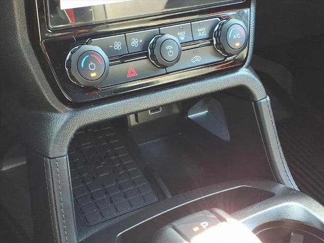 Certified 2025 Ford Ranger Raptor AWD/4WD image 13