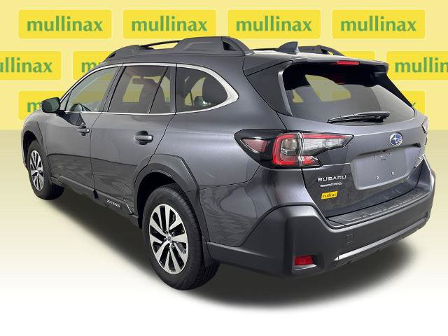 Used 2025 Subaru Outback Premium AWD/4WD image 11