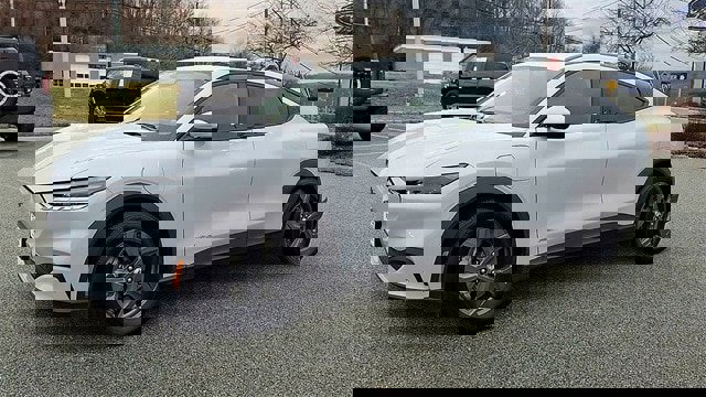 Certified 2021 Ford Mustang Mach-E Select image 2