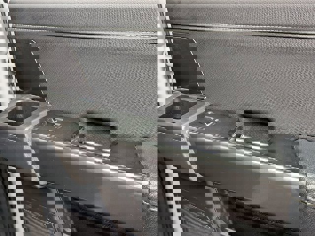 Certified 2022 Ford F150 XLT w/ Equipment Group 302A High image 33