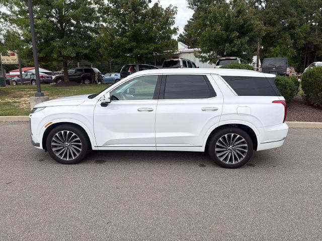 Used 2024 Hyundai Palisade Calligraphy AWD/4WD image 2