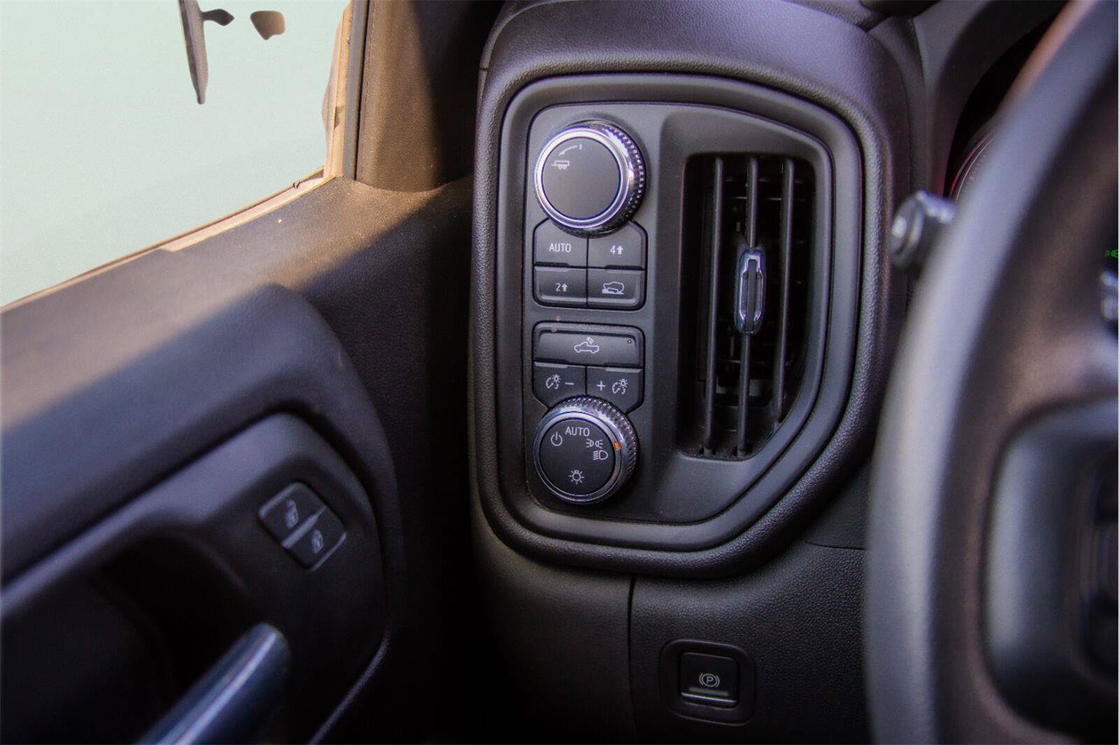 Used 2023 GMC Sierra 1500 Pro AWD/4WD image 15