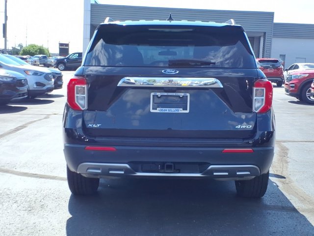 Certified 2023 Ford Explorer XLT w/ Equipment Group 202A AWD/4WD image 6