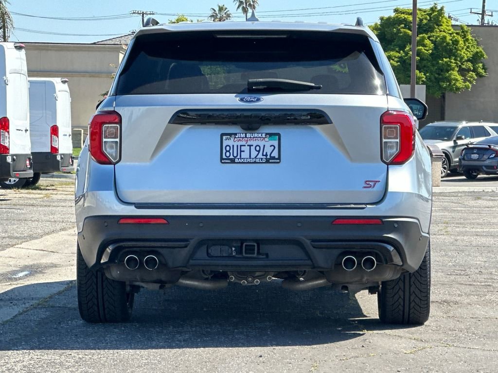 Certified 2020 Ford Explorer ST w/ ST Street Pack image 4