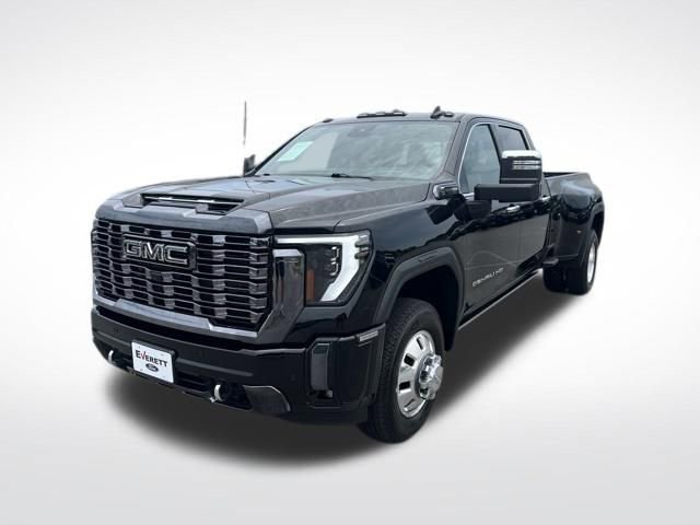 Used 2024 GMC Sierra 3500 Denali Ultimate AWD/4WD image 3
