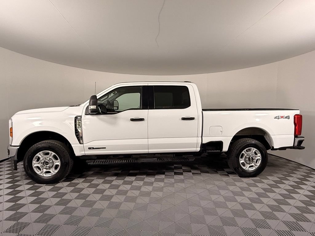 Certified 2025 Ford F250 XLT AWD/4WD image 7