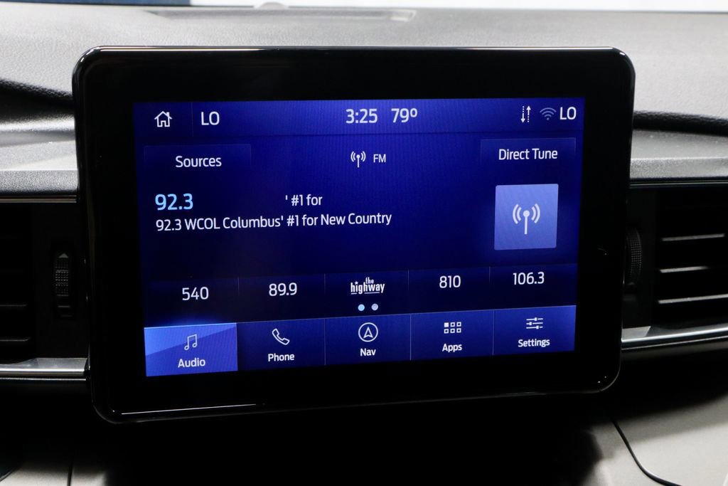 Certified 2022 Ford Explorer XLT w/ Equipment Group 202A AWD/4WD image 10