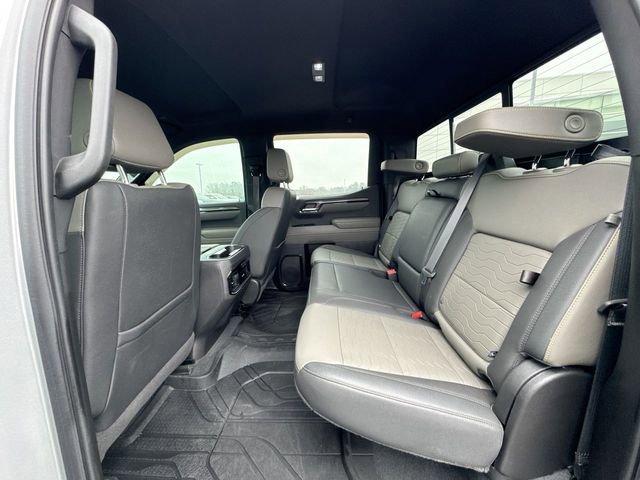 Used 2022 Chevrolet Silverado 1500 ZR2 w/ Technology Package image 26