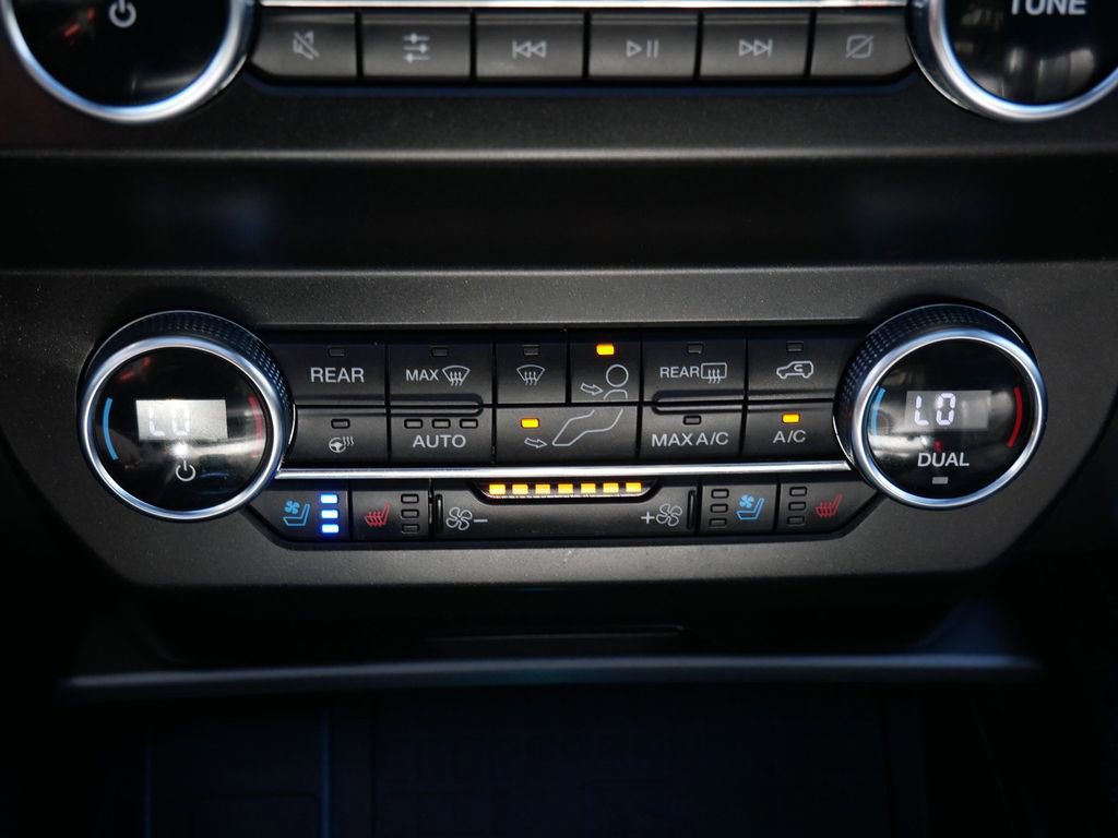 Certified 2020 Ford Expedition XLT w/ Equipment Group 202A image 23