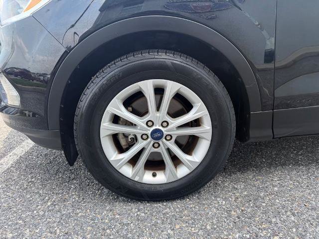 Certified 2018 Ford Escape SE AWD/4WD image 23