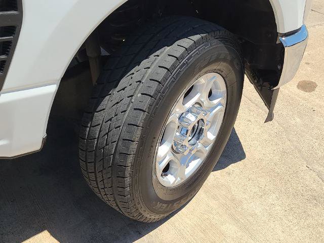 Certified 2025 Ford F250 4x4 Crew Cab Super Duty image 7