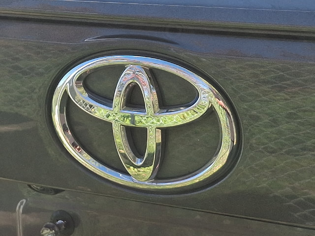 Used 2023 Toyota RAV4 XLE w/ Convenience Package AWD/4WD image 11
