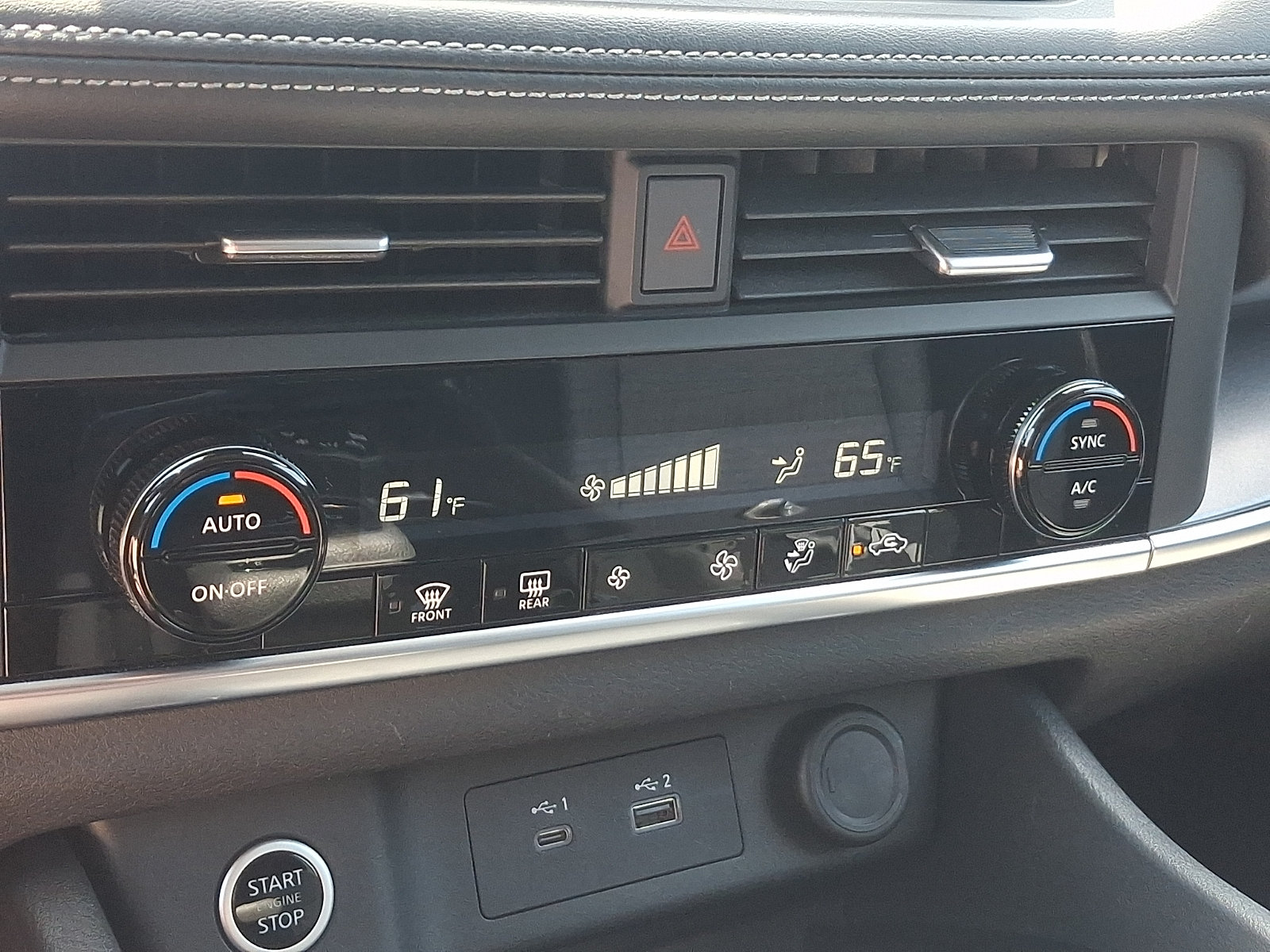 Used 2023 Nissan Rogue SV AWD/4WD image 16
