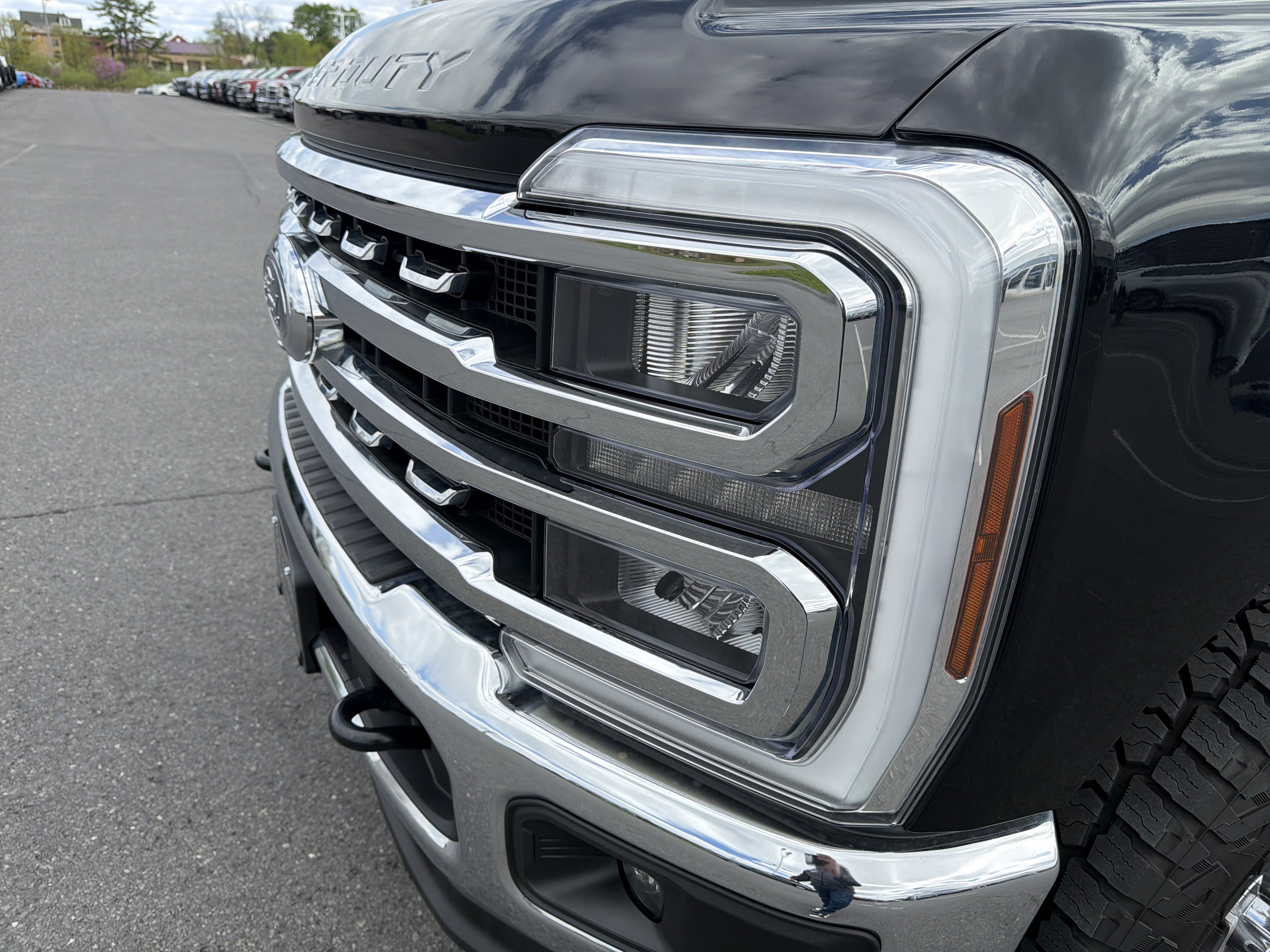 Certified 2024 Ford F250 Lariat AWD/4WD image 10