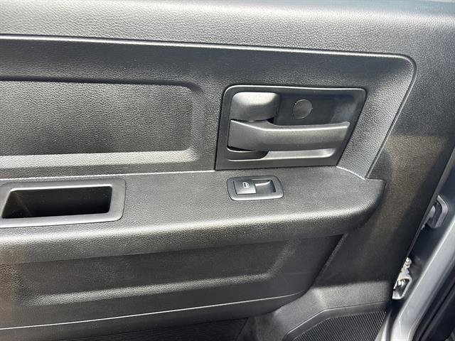 Used 2022 RAM 3500 Tradesman AWD/4WD image 17