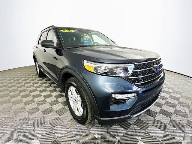Certified 2023 Ford Explorer XLT w/ Equipment Group 202A image 8