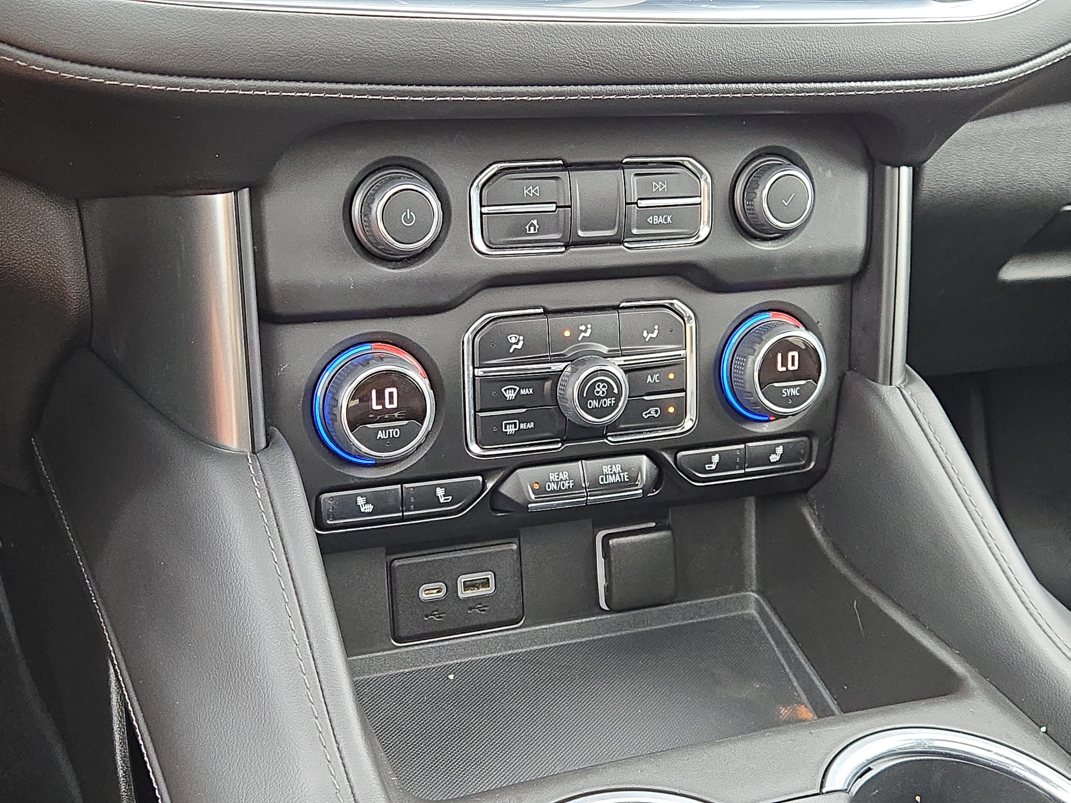 Used 2021 Chevrolet Tahoe LT w/ Rear Media and Nav Package RWD image 31