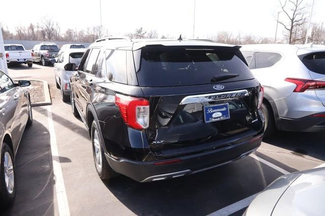 Certified 2024 Ford Explorer XLT w/ Equipment Group 202A image 4