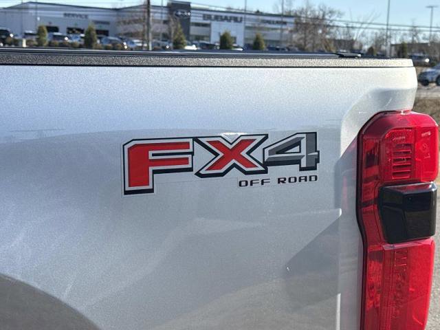Certified 2024 Ford F250 Lariat w/ Chrome Package image 11