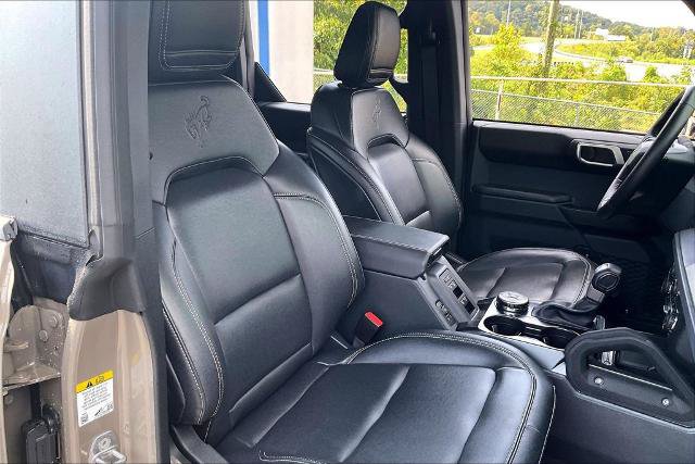 Certified 2025 Ford Bronco Badlands AWD/4WD image 7