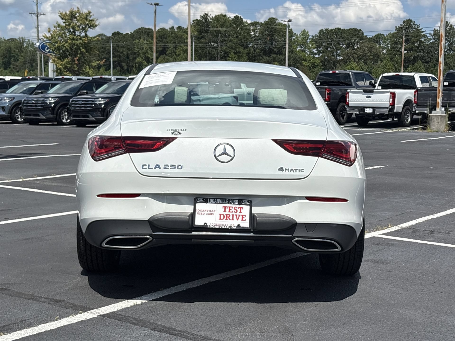 Used 2023 Mercedes-Benz CLA 250 4MATIC w/ Premium Package image 21