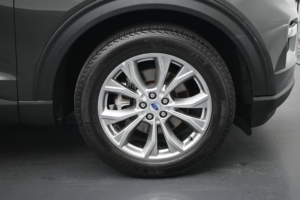 Certified 2023 Ford Explorer XLT w/ Equipment Group 202A AWD/4WD image 26