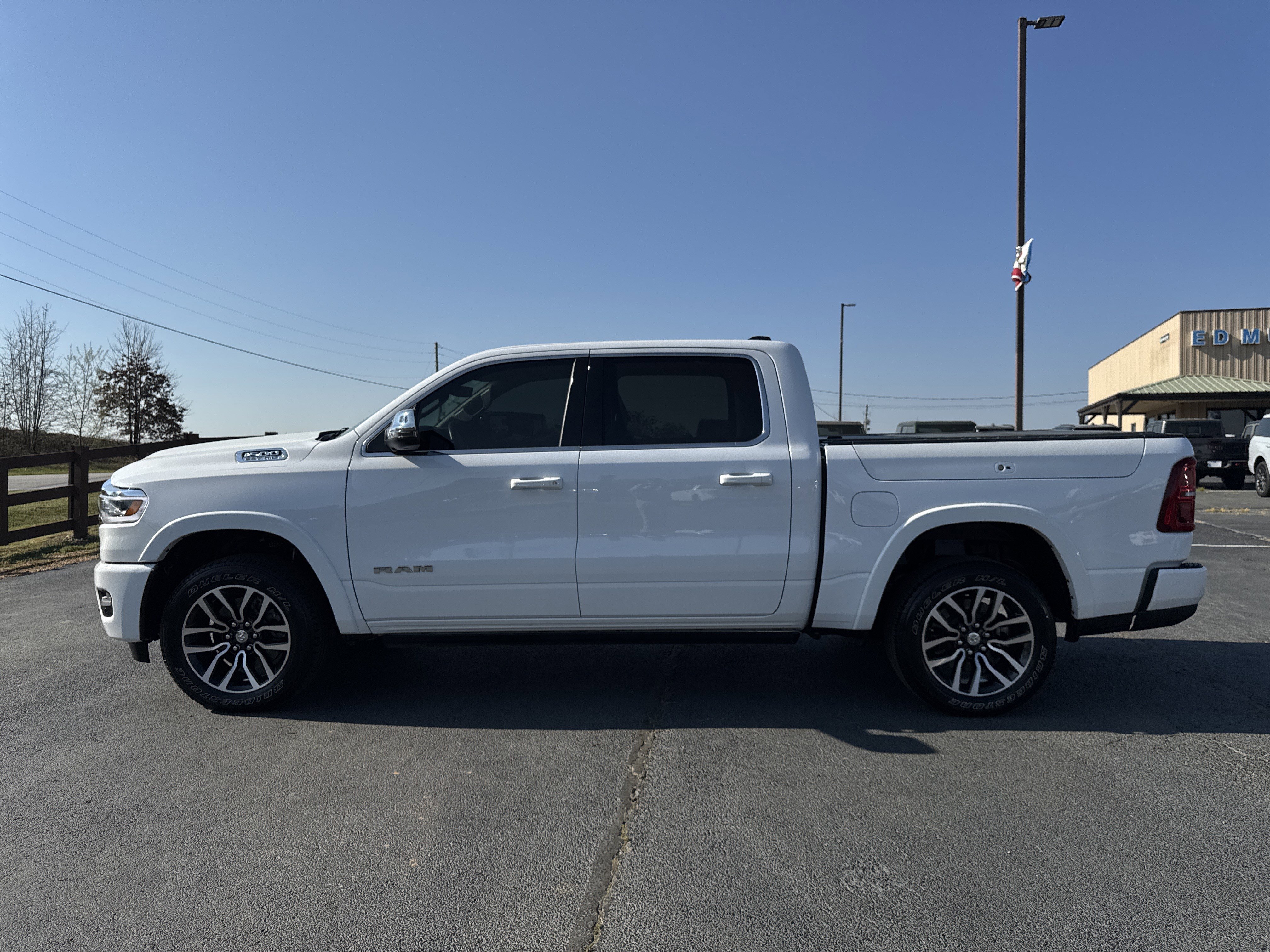 Used 2025 RAM 1500 Limited image 8