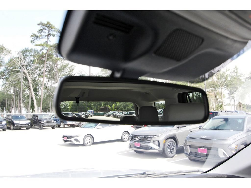 Certified 2025 Ford Expedition Active AWD/4WD image 21