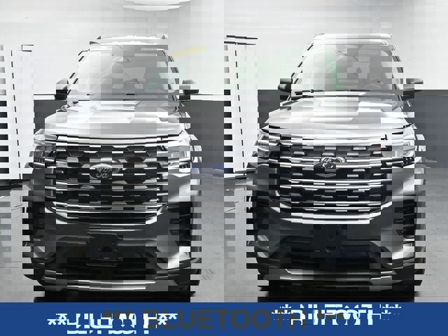 Certified 2025 Ford Explorer Active AWD/4WD image 23