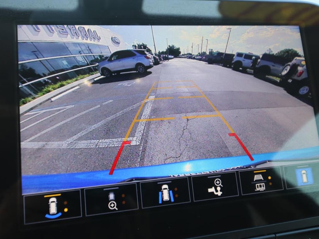 Used 2024 Chevrolet Equinox LT image 10