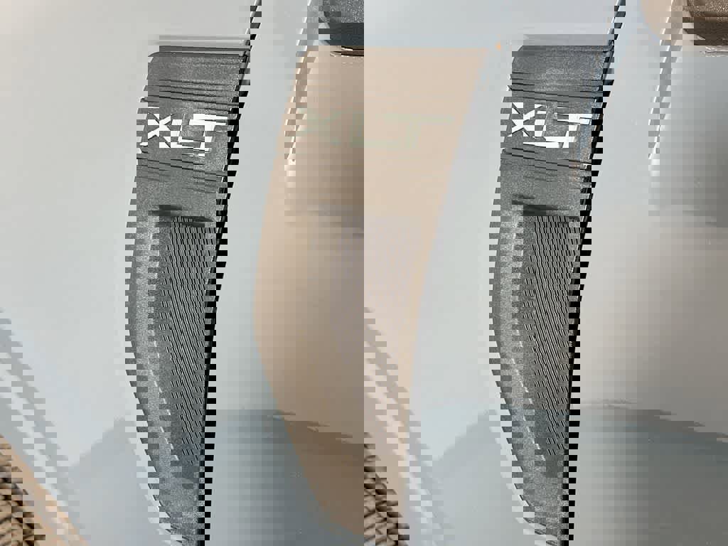 Certified 2022 Ford Maverick XLT image 10